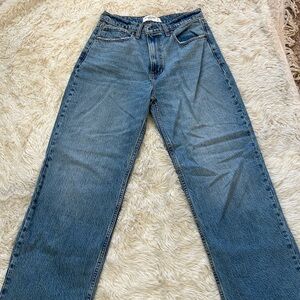 Abercrombie the high rise loose Jean